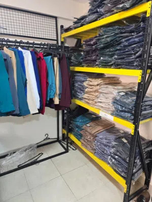 ملابس نسائيه