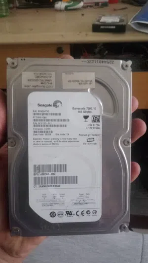 هادر hdd مستخدم. عرصه