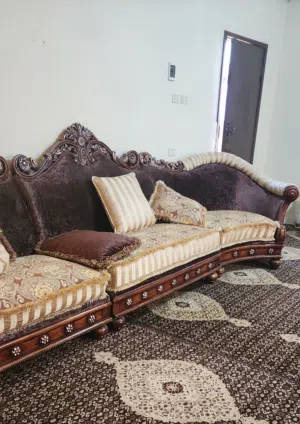 صالون ارابسك زان استعمال نظيف جدا