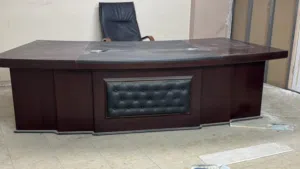 مكتب مكتبي مستعمل