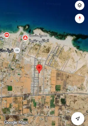 قطعة ارض في مقسم سياحي علي البحر غنيمة الخمس