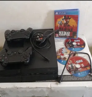 بلايستيشن 4 في حاله ممتازه
