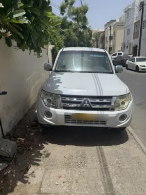 Mistibushi pajero for sale 2012