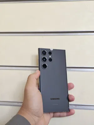 Samsung Galaxy S23 Ultra 256 GB in Sana'a