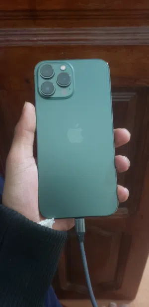 Apple iPhone 13 Pro Max 128 GB in Sana'a