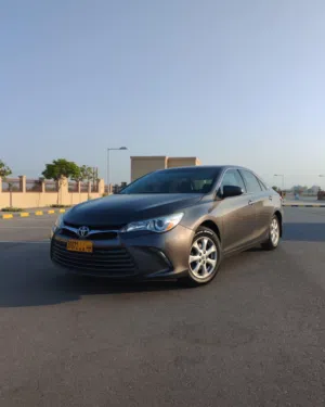 تويوتا كامري 2015 للبيع أو للبدل....