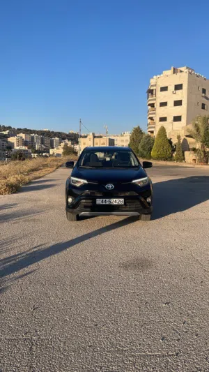 تويوتا راف فور TOYOTA RAV4 (وارد الوكالة و صيانة الوكالة)