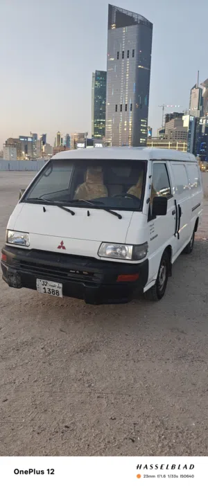 2009 Mitsubishi Van for Sale with Japanese Specs and Good Body Condition