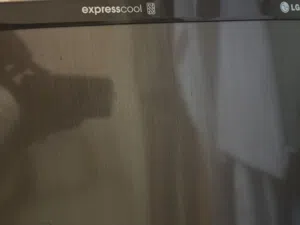 ثلاجه الجي