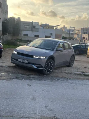 سيارة أيونك 5 للبيع ممتازة