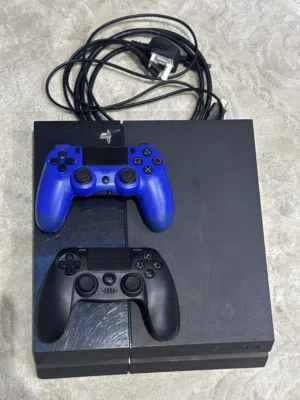 للبيع بلاستيشن 4