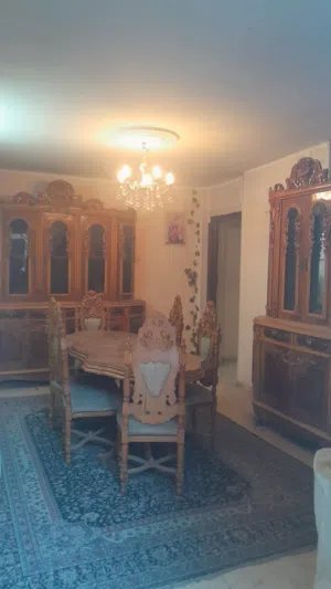 شقه للبيع بحى الزيتون متفرع من جسر السويس دقتقين على الشارع الرئيسى وعمارات الميريلاند