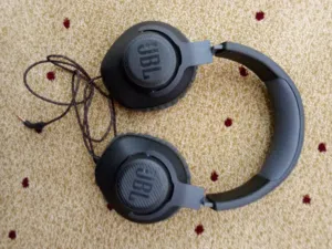سماعات jbl  جديده