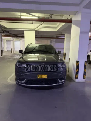 Used Jeep Grand Cherokee in Muscat