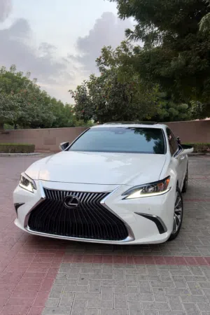 Used Lexus ES in Muscat
