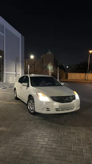 Nissan Altima نيسان التيما 2012