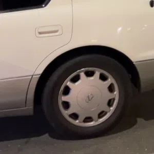 للبيع رنجات لكزس 97 نظاف