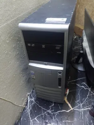 للبيع كمبيوتر مكتبي HP Compaq