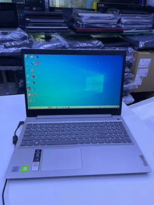 للبيع لابتوب عملي ونظيف – مناسب للشغل والدراسة والتصميم الخفيف  Lenovo IdeaPad 3