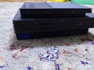 حبتين سوني 2 بدون اسلاك وبدون ايادي وبدون اي شيء وبيه 600