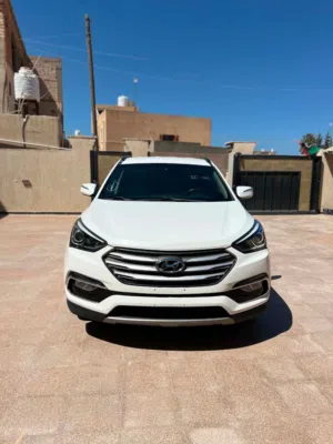Used Hyundai Santa Fe in Zawiya