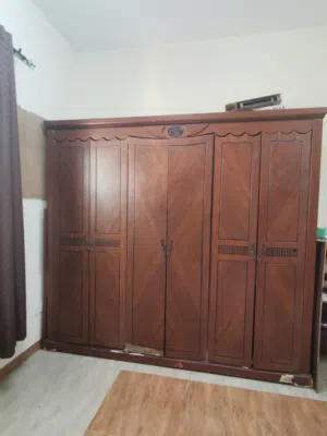 6 Door Wardrobe - urgent sale