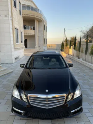 used-mercedes-benz-e-class-in-hebron