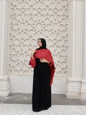 عباية سندس جمع بين الرقي والراحة