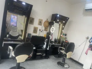 محل او صالون حلاقه للبيع السعر مناسب