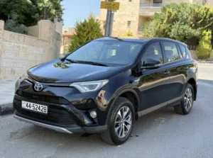 Used Toyota RAV 4 in Amman