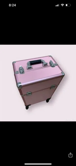 شنطة مكياج لم تستعمل