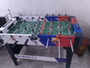 طاوله كره قدم