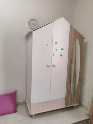 كبت ملابس لبنات