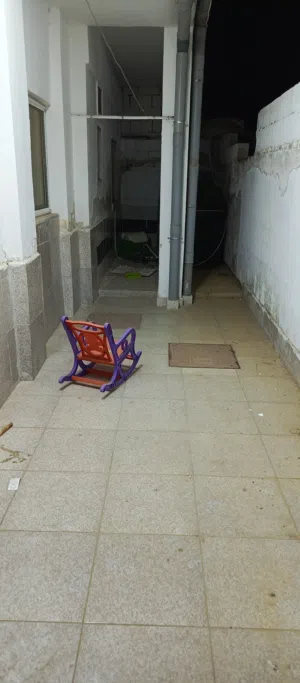 130 m2 3 Bedrooms Apartments for Rent in Zarqa Hay Ma'soom