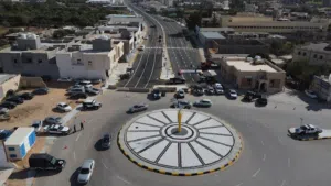منزل للبيع في عين زارة النصب التذكاري