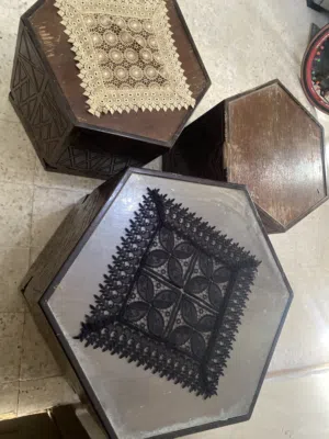 طاولات تفصيل