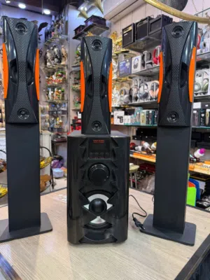 سماعات سبيكرات بلوتوث سماعات  صوت خارجدي صوت نقي وقت موسيقى يوصل لغاية 20 ساعة بدون انقطاع  ريموت