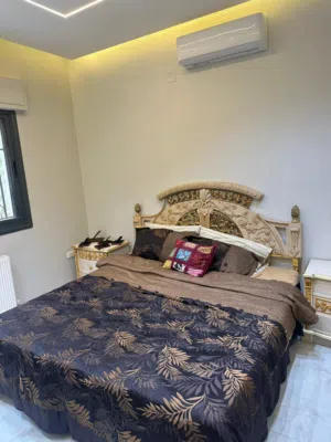 غرفة نوم كامله للبيع