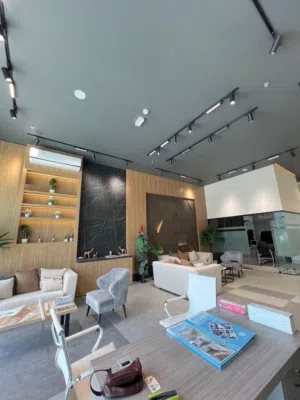 معرض تصميم ديكور للبيع المعرض وليس االرخصة التنازل خلو طرف السعر  جاهز بكامل تفاصيله