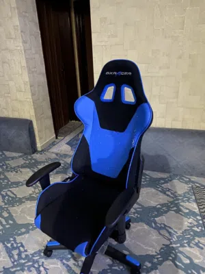 كرسي قيمني للبيع بسعر جدا مناسب من شركة DXR ACER الكرسي نظيف و بحالة ممتازة مريح جدا