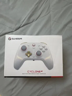 جهاز من gamesir اسمه cyclon2 مستعمل اسبوع فقط شبه جديد