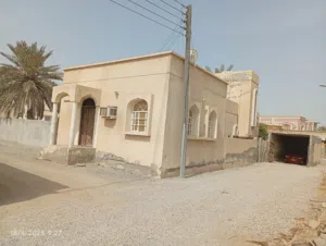 بيت للبيع به اجار  شهري 170ريال المستأجر شركه