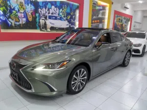 Used Lexus ES in Al Dakhiliya