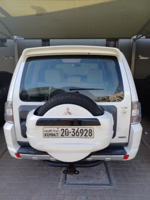 pajero 2012