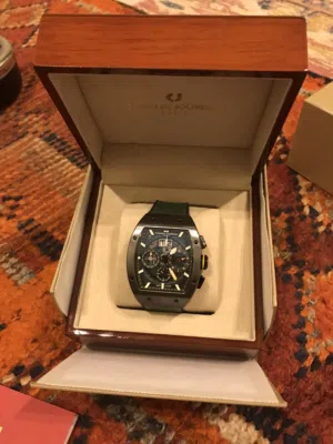 ساعة ماركه