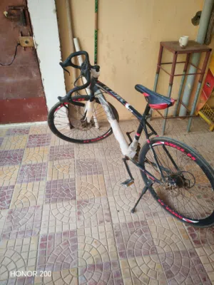 الدراجه هوائيه رياضيه