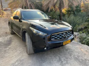 Used Infiniti FX50 in Al Sharqiya