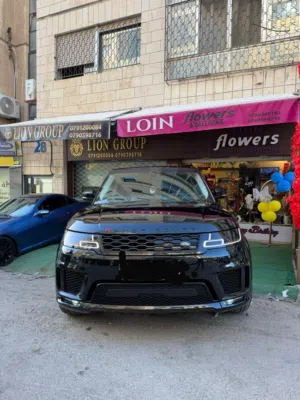 Range Rover Sport SVR 2022 للإيجار يومي -اسبوعي -شهري فنادق -جسور -مطارات من Lion Group