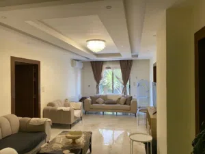 شقة جديده فاخره جداً للبيع