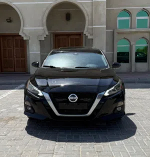 Used Nissan Altima in Ajman
